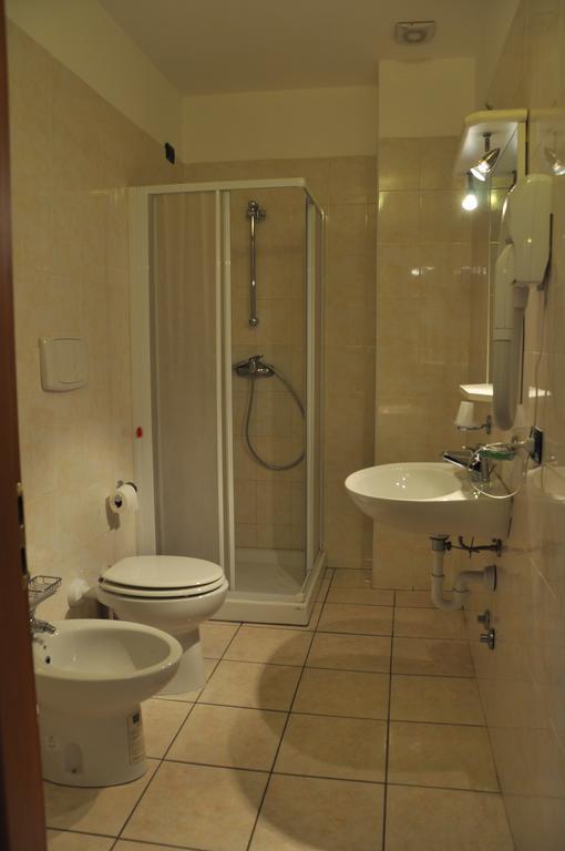 Hotel Belforte Varese Exteriör bild