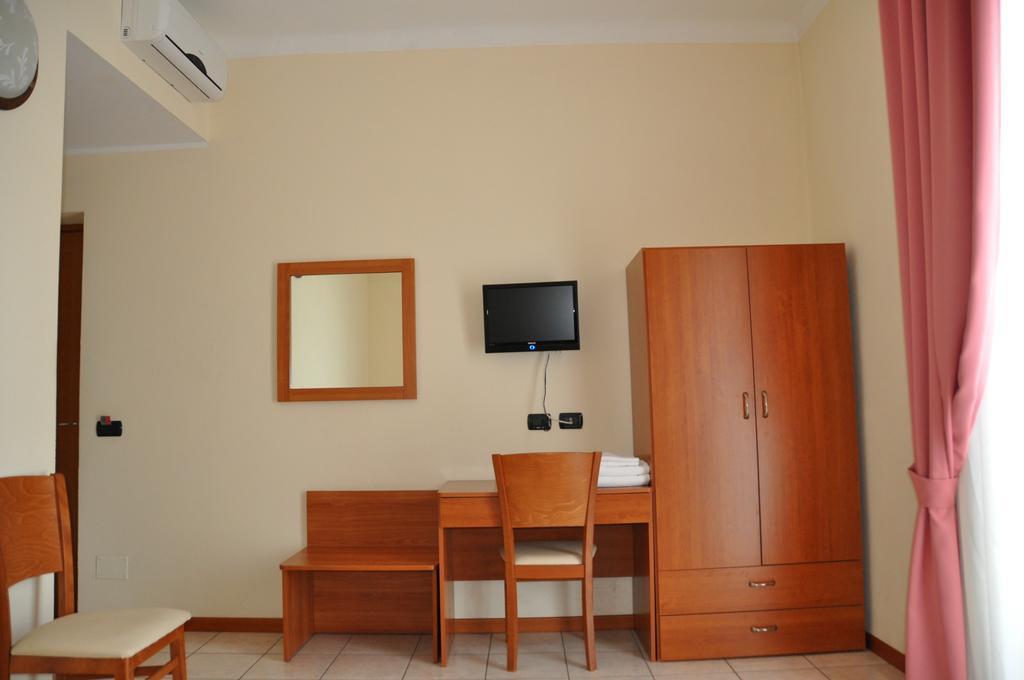 Hotel Belforte Varese Exteriör bild